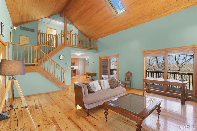 2160 Apache Trail, Pacific, MO 63069