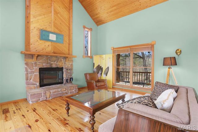 2160 Apache Trail, Pacific, MO 63069