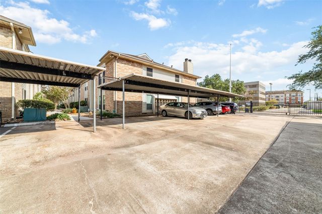 2300 Augusta Drive 24, Houston, TX 77057