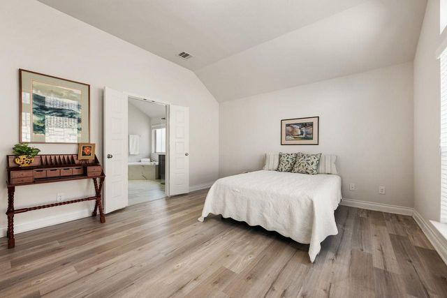 128 Saturnia DR, Georgetown, TX 78628