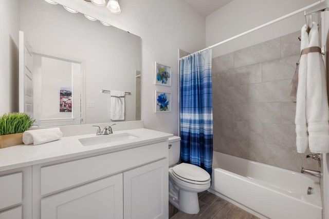 128 Saturnia DR, Georgetown, TX 78628