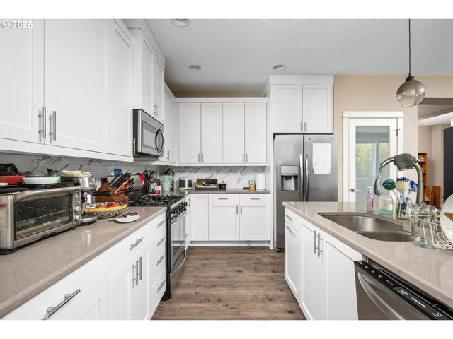 5236 Se HENDERSON St, Portland, OR 97206