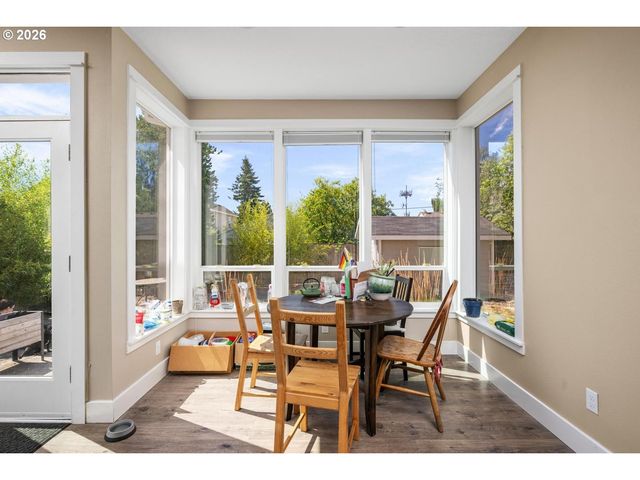 5236 Se HENDERSON St, Portland, OR 97206