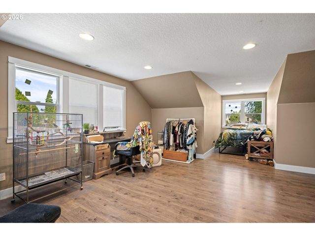 5236 Se HENDERSON St, Portland, OR 97206