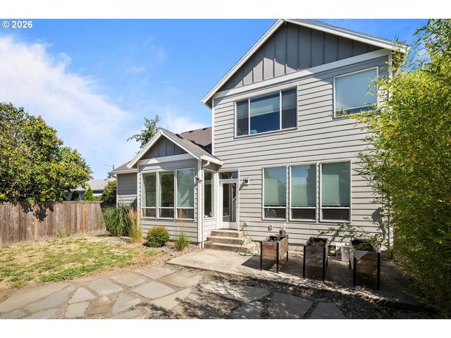 5236 Se HENDERSON St, Portland, OR 97206