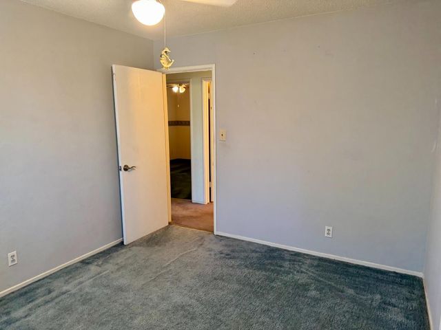 1470 N Chestnut Avenue, Fresno, CA 93703