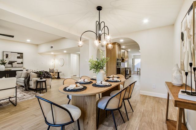 2 Crown Place, Richardson, TX 75080