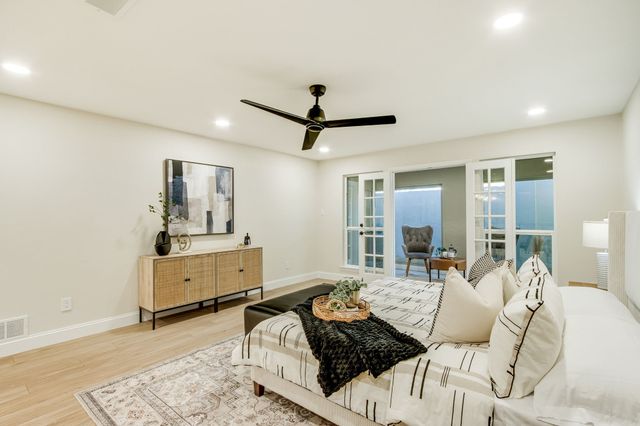 2 Crown Place, Richardson, TX 75080