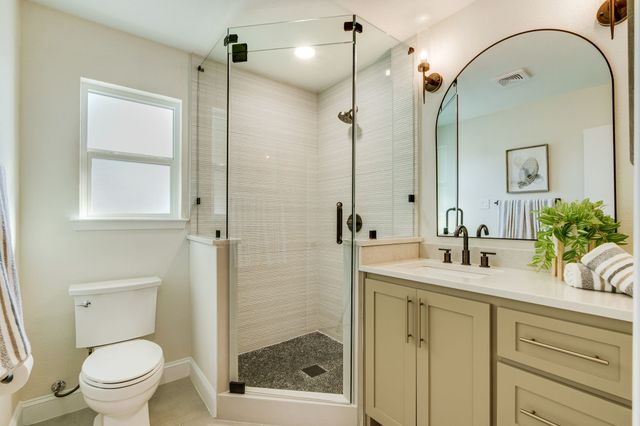 2 Crown Place, Richardson, TX 75080