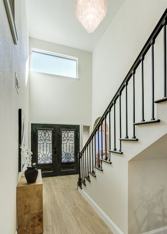 2 Crown Place, Richardson, TX 75080