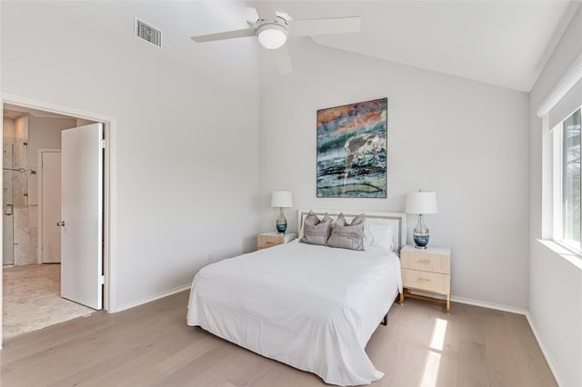 5606 Sedgefield DR, Austin, TX 78746