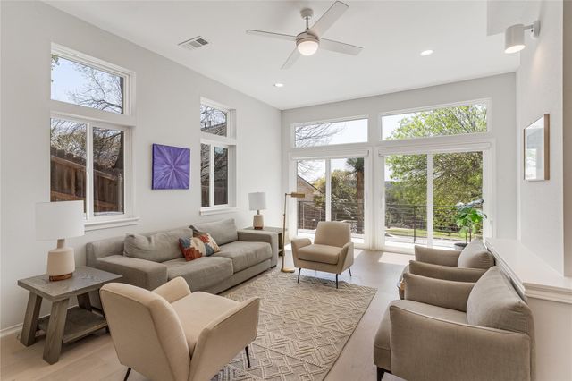 5606 Sedgefield DR, Austin, TX 78746