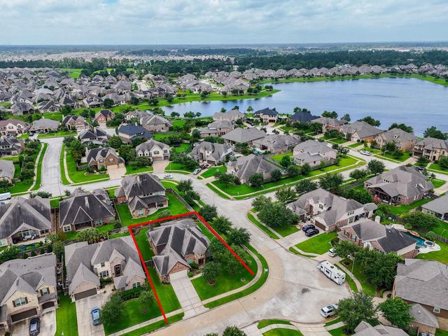 13515 Ambler Springs Drive, Tomball, TX 77377