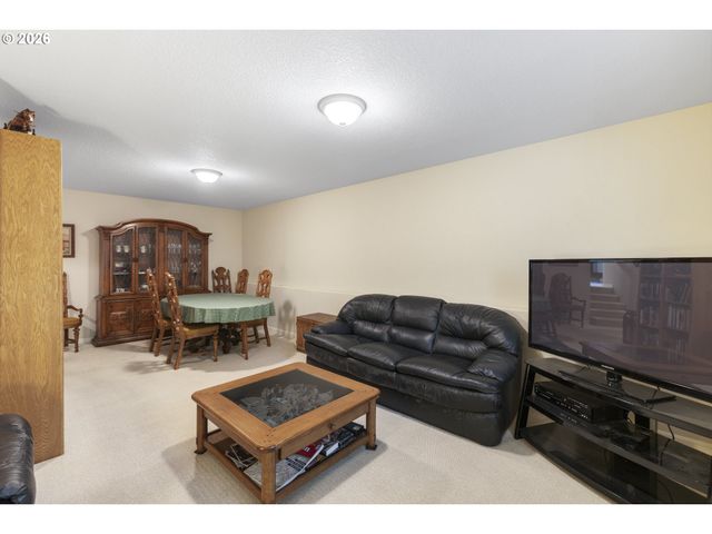 3100 KNOLL Dr, Newberg, OR 97132