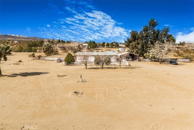 13378 Paramount Road, Phelan, CA 92371