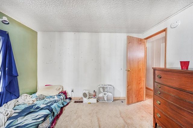 13378 Paramount Road, Phelan, CA 92371