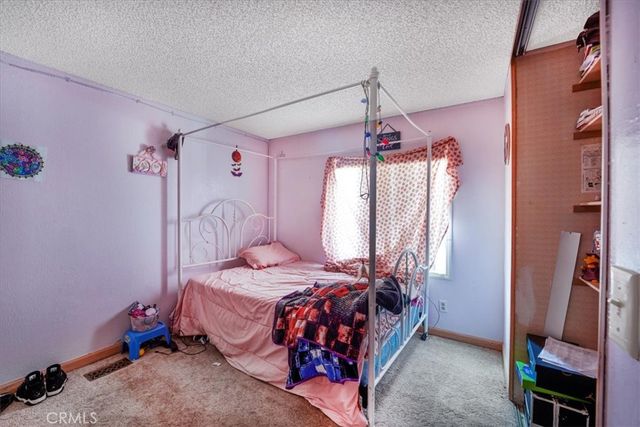 13378 Paramount Road, Phelan, CA 92371