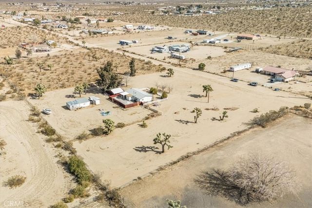 13378 Paramount Road, Phelan, CA 92371