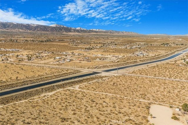 13378 Paramount Road, Phelan, CA 92371