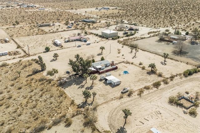 13378 Paramount Road, Phelan, CA 92371
