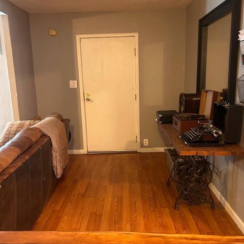 1439 Melrose Ave, Modesto, CA 95350