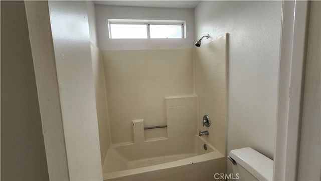 1425 S White A, Pomona, CA 91766