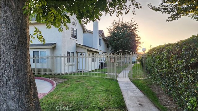 1425 S White A, Pomona, CA 91766