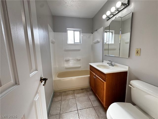 350 East Desert Inn Road C103, Las Vegas, NV 89109