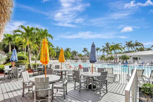 6 S Cortez Drive 6, Margate, FL 33068