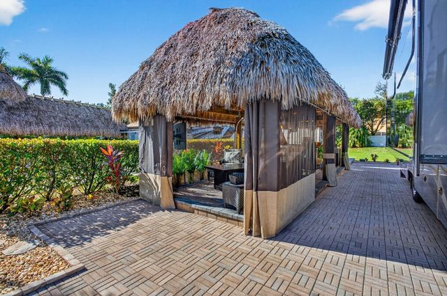 6 S Cortez Drive 6, Margate, FL 33068