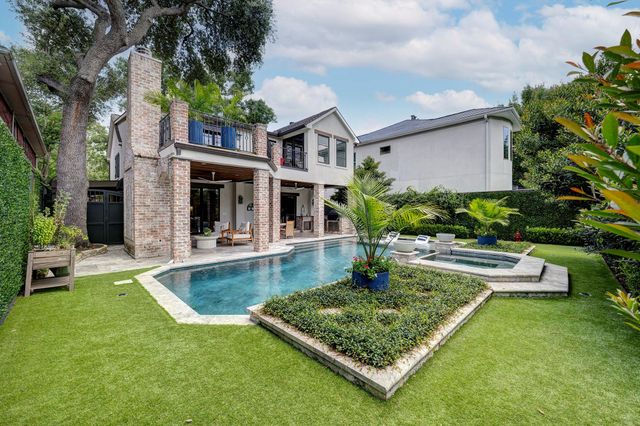 3739 University Boulevard, Southside Place, TX 77005