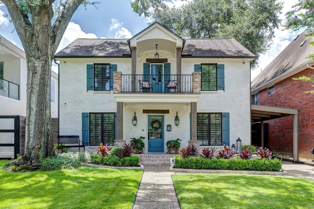 3739 University Boulevard, Southside Place, TX 77005