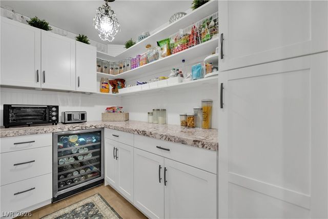 4913 Apache Valley Avenue, Las Vegas, NV 89131
