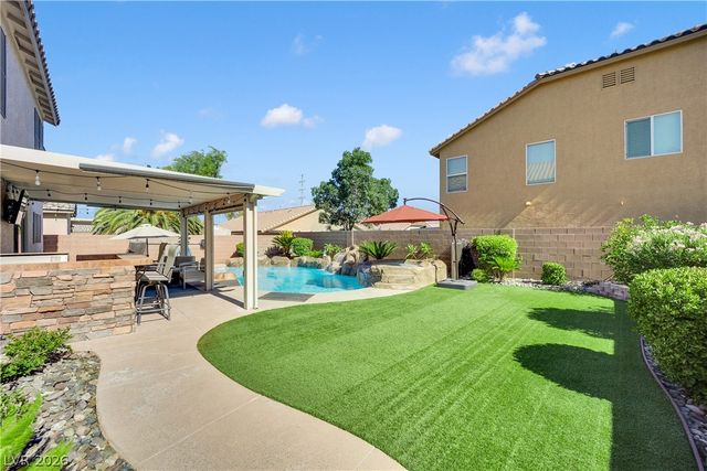 4913 Apache Valley Avenue, Las Vegas, NV 89131