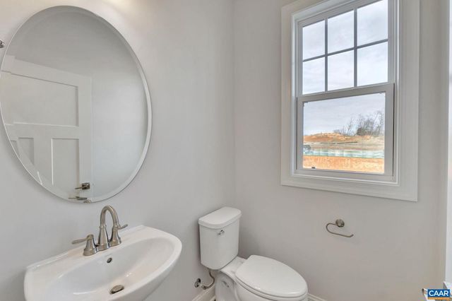 750 PARK RIDGE DR, Crozet, VA 22932