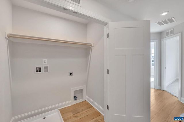 750 PARK RIDGE DR, Crozet, VA 22932