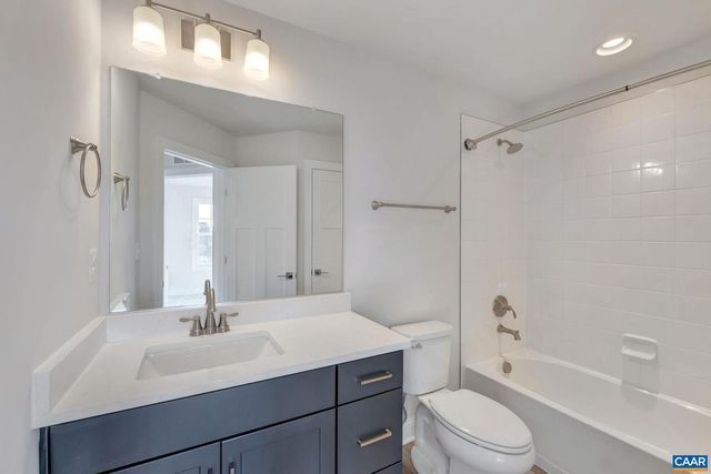 750 PARK RIDGE DR, Crozet, VA 22932