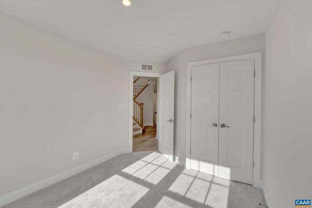 750 PARK RIDGE DR, Crozet, VA 22932