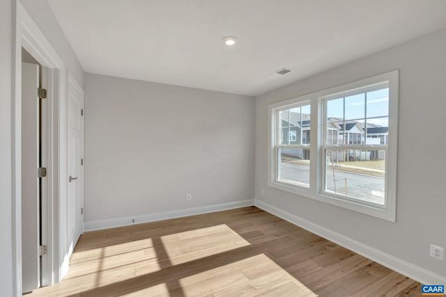 750 PARK RIDGE DR, Crozet, VA 22932