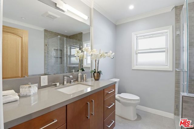 11135 Fairbanks Way, Culver City, CA 90230