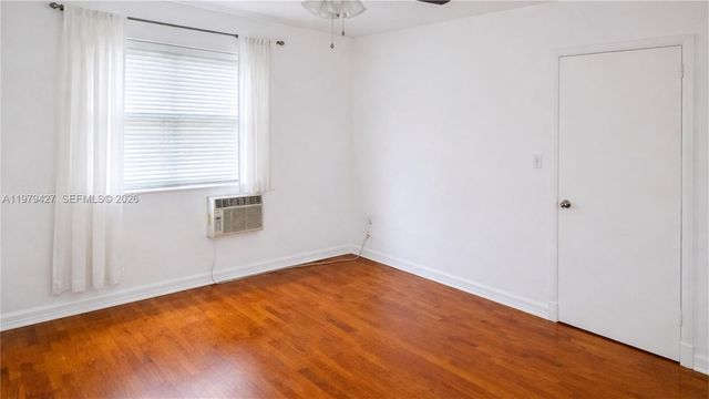 2135 Bay Dr 3, Miami Beach, FL 33141