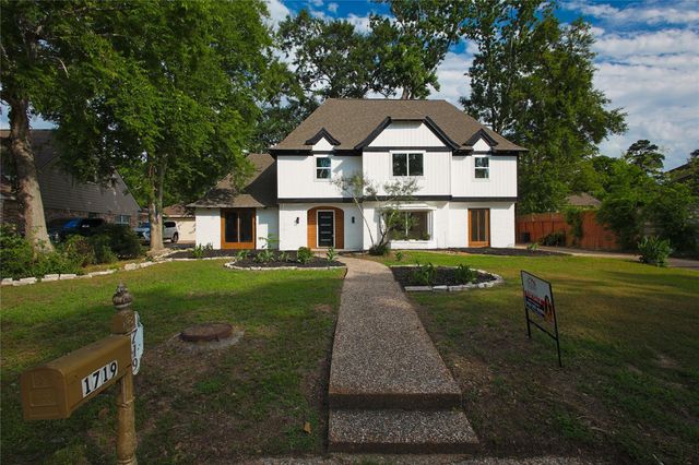 1719 Wagon Gap Trail, Houston, TX 77090