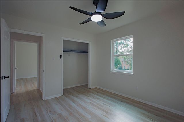 1719 Wagon Gap Trail, Houston, TX 77090