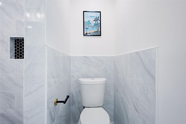 1719 Wagon Gap Trail, Houston, TX 77090