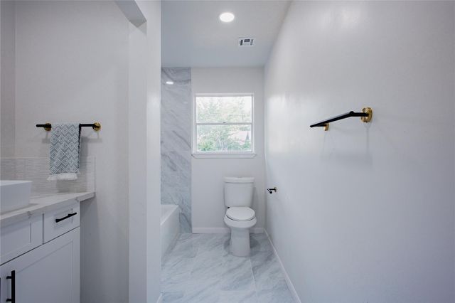 1719 Wagon Gap Trail, Houston, TX 77090