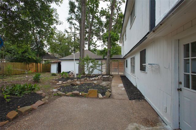 1719 Wagon Gap Trail, Houston, TX 77090