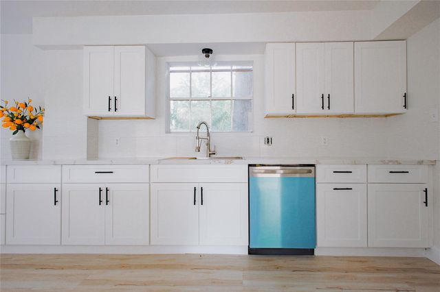 1719 Wagon Gap Trail, Houston, TX 77090