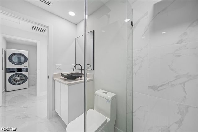 1053 Joponica AVE S, Lehigh Acres, FL 33974