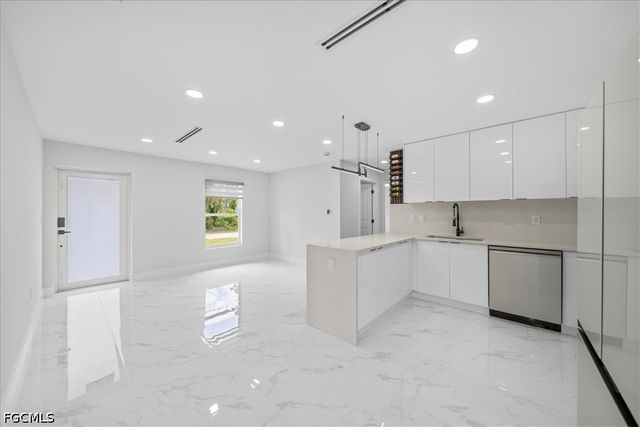 1053 Joponica AVE S, Lehigh Acres, FL 33974