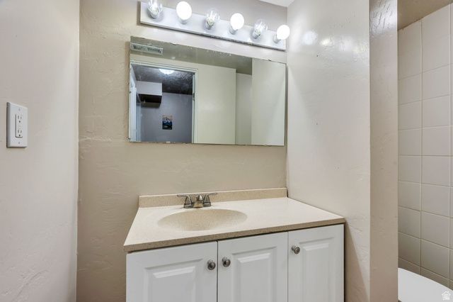 3150 W WESTCOVE, West Valley City, UT 84119